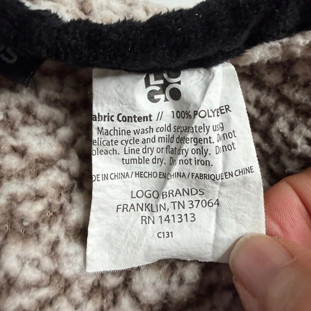 Logo Brands Knights Sherpa Blanket Unisex OS Brown Black Fleece Throw Cozy Sport
